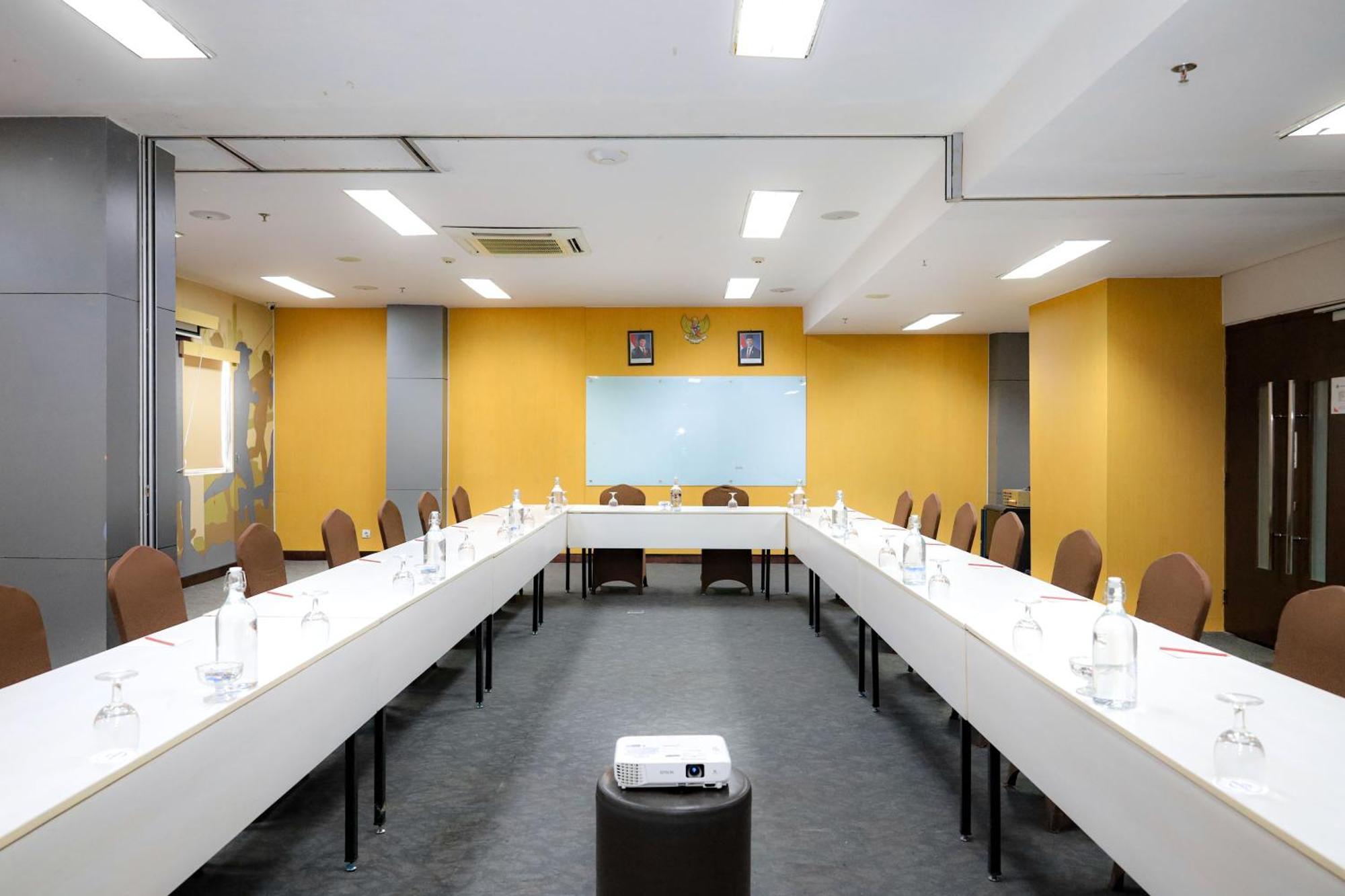 Hotel Cordela Kartika Dewi Yogyakarta Exterior foto